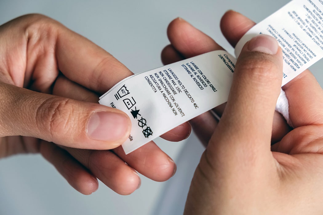 Comment étiqueter des vêtements