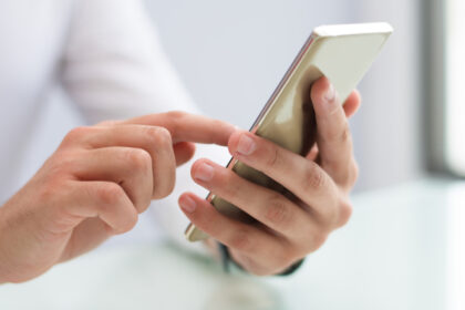 Le paiement par SMS sécurisé : une solution innovante pour soutenir vos causes préférées